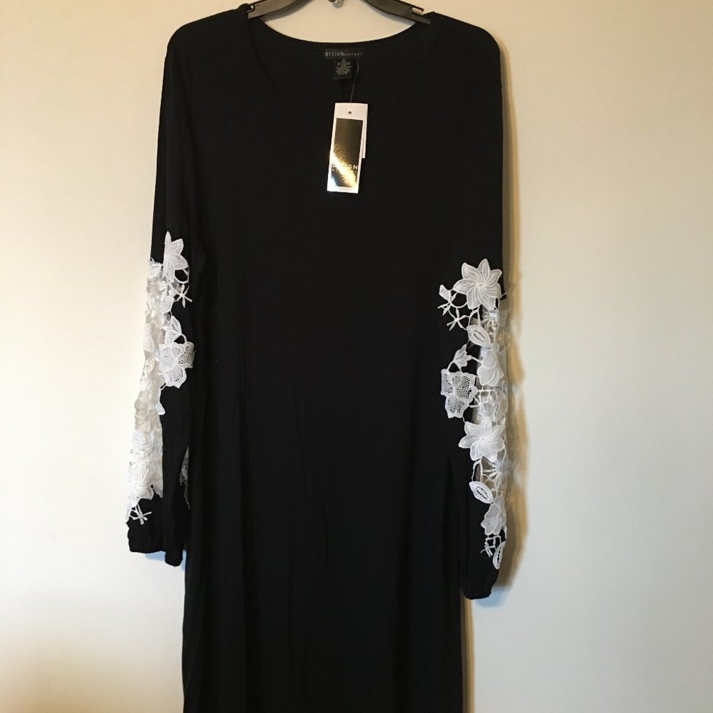 NWT! DESIGN HISTORY Black A-Line Dress w/White Crochet Lace Balloon Sleeve XL